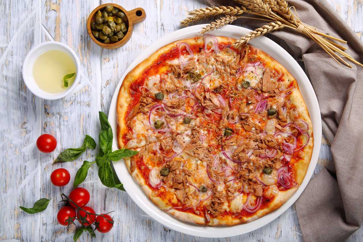 Pizza Tonno E Cipolla