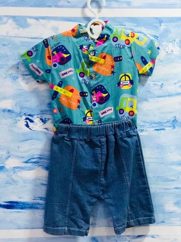🚗✨ Boys’ Colourful Top & Jeans Shorts Set