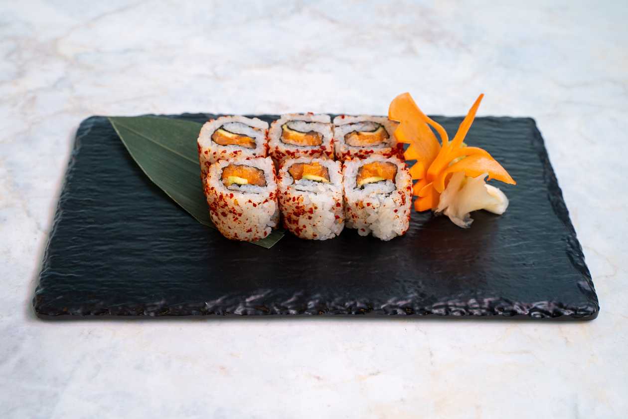 Spicy Salmon Roll