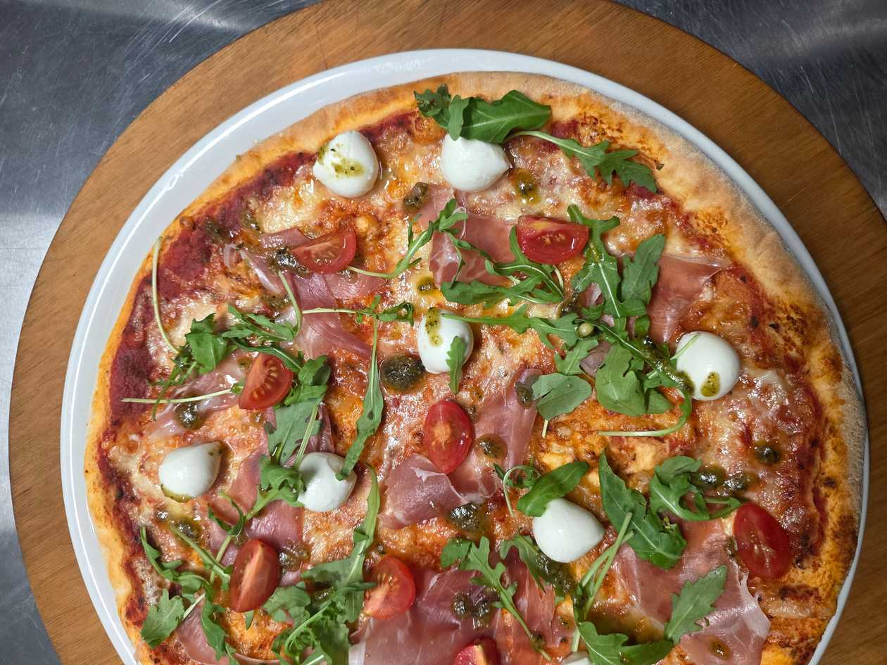 Prosciutto Pesto Verde   (30cm)