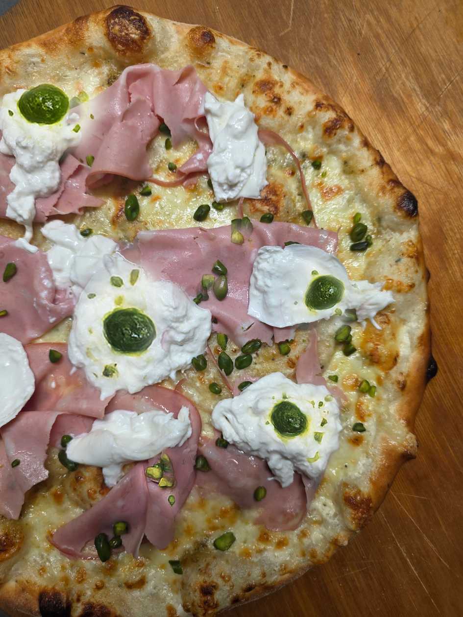 Mortadella Burrata Pistacchio   (30cm)