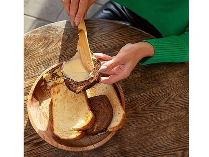 Bread plate with farm butter