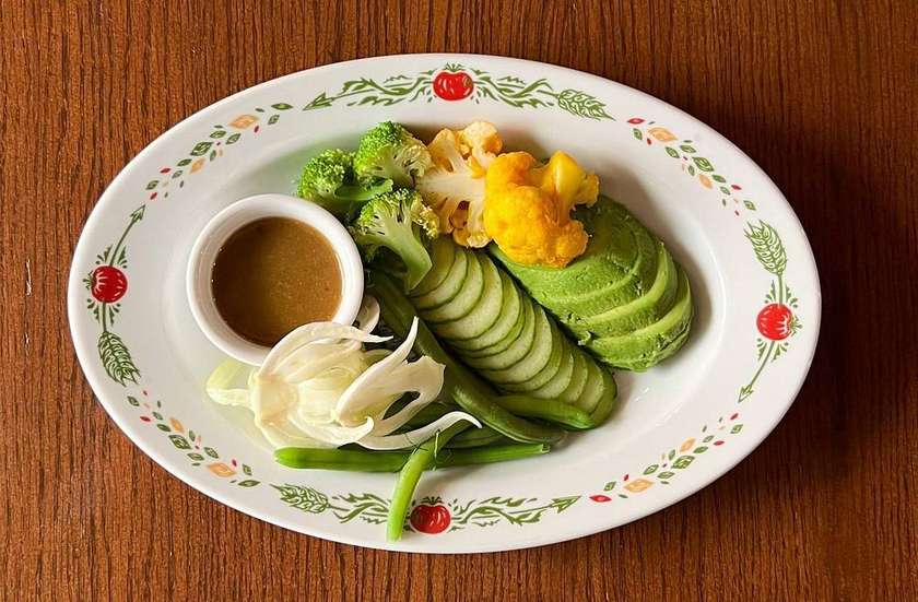 Vegetable Salad with Honey-Mustard Dressing