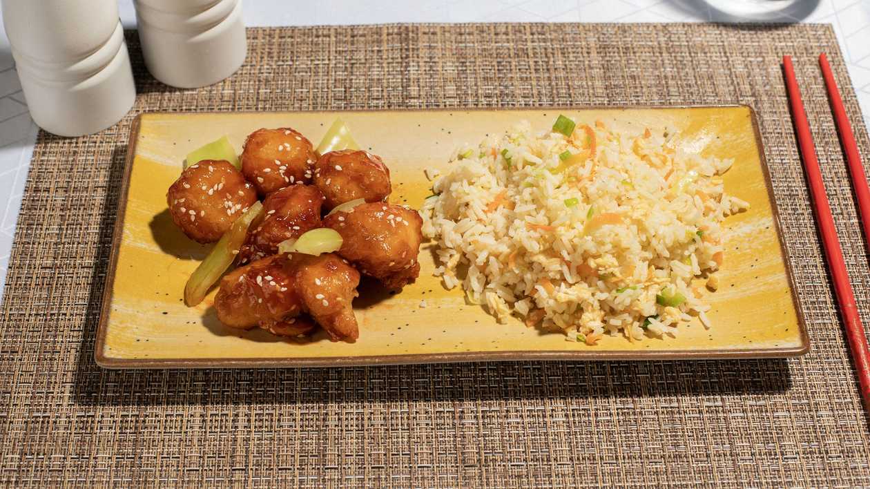 Pui Dulce Acrisor cu Orez