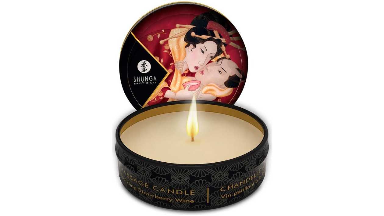Shunga aromātiskā masāžas svece 30 ml (zemene)