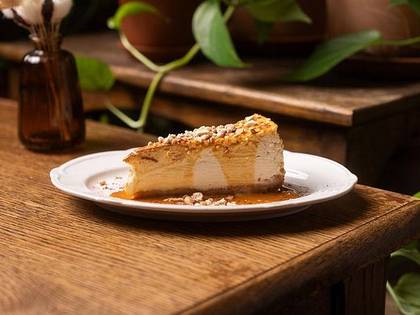 Salted Caramel Cheesecake