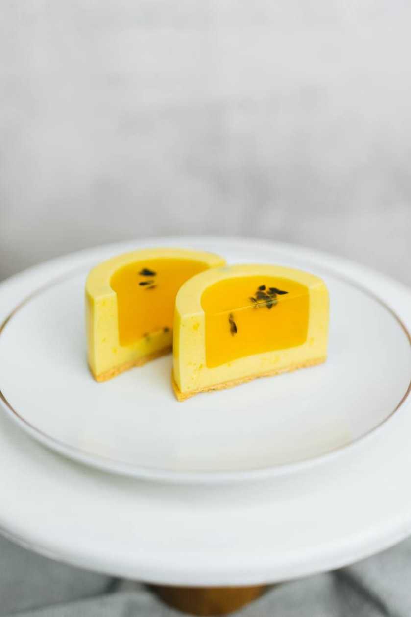 Мус манго-маракуйя