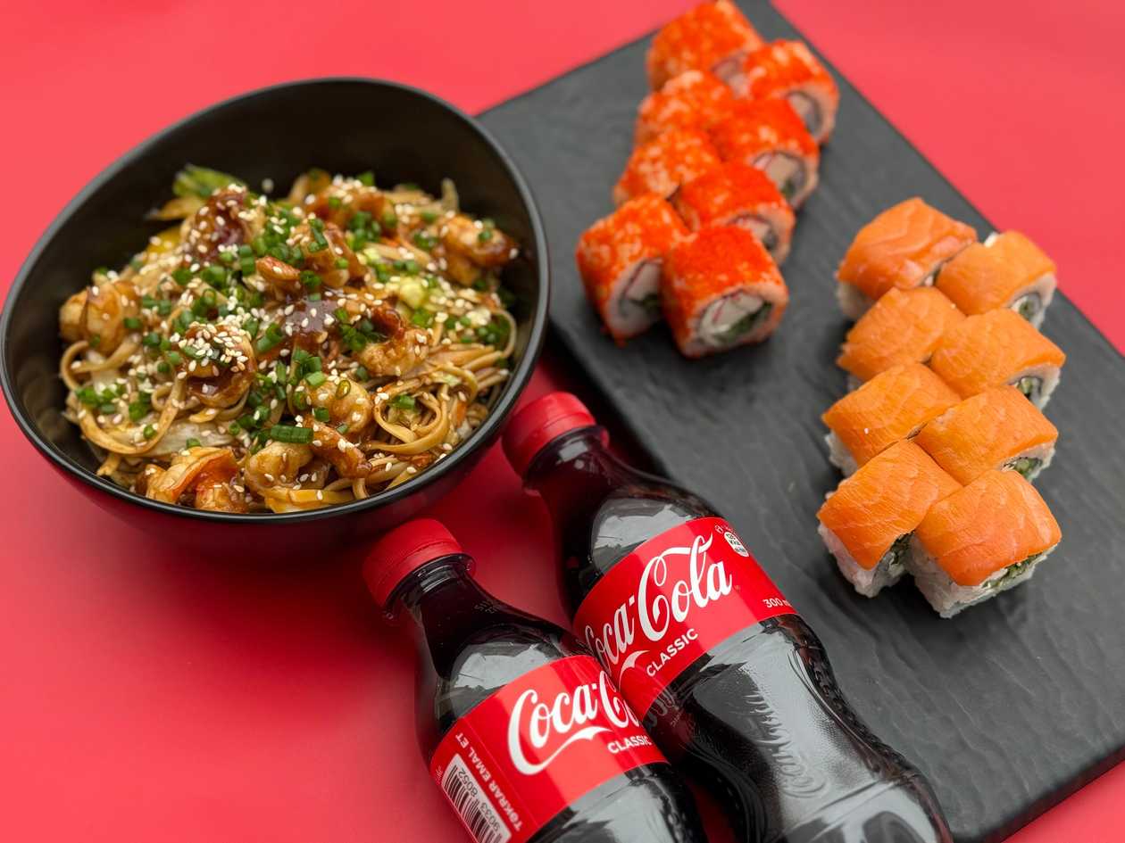 Noodle combo menu 1 + coca cola 300 ml 2 eded
