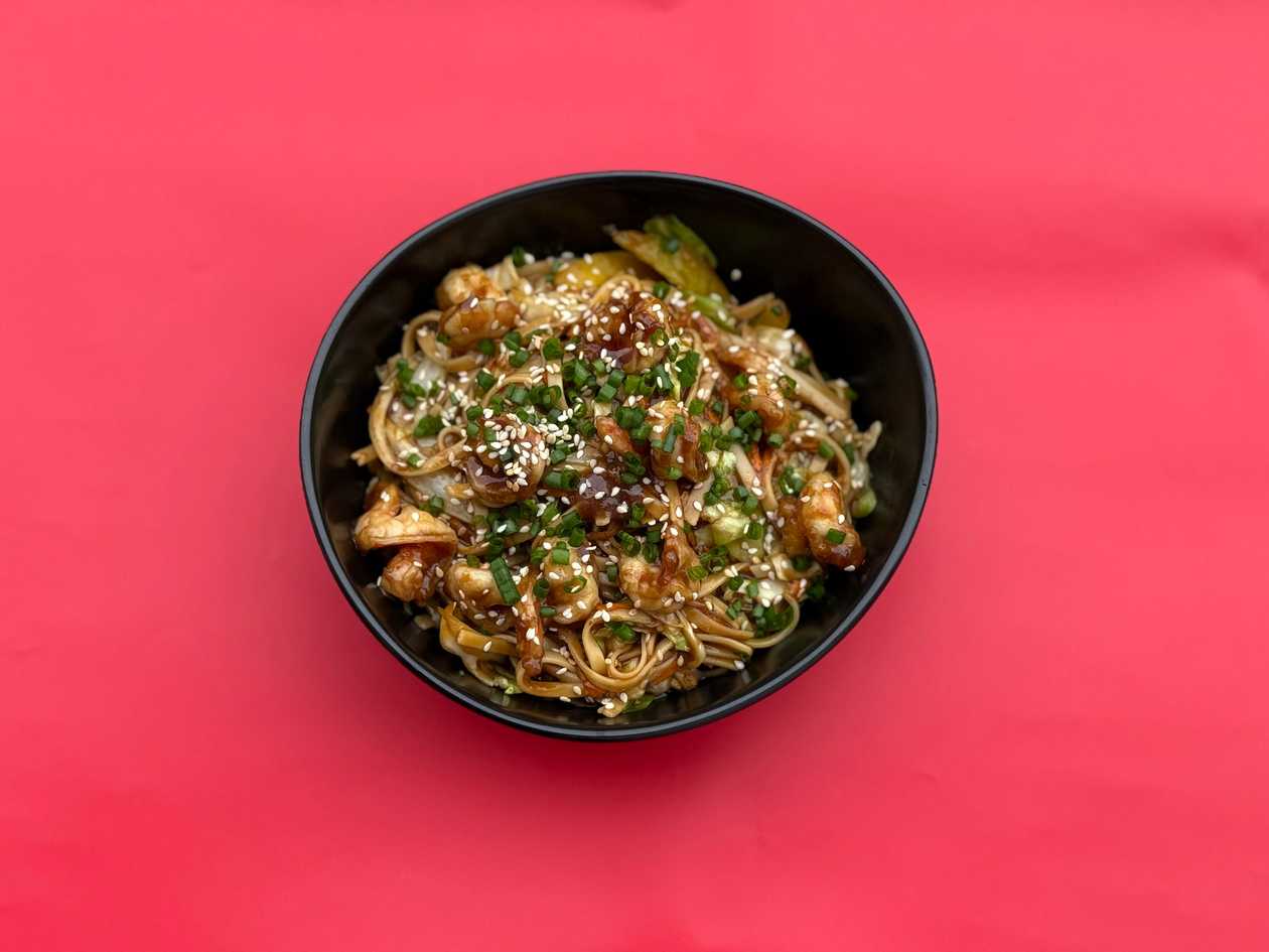 Noodle kirvetka ilə