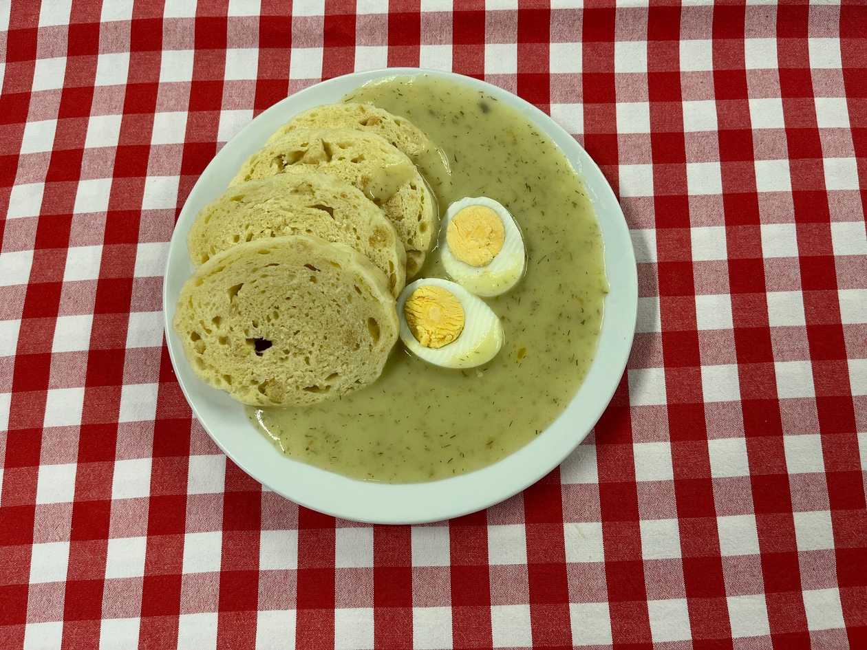 Dill sauce, hard-boiled egg, bread dumplings