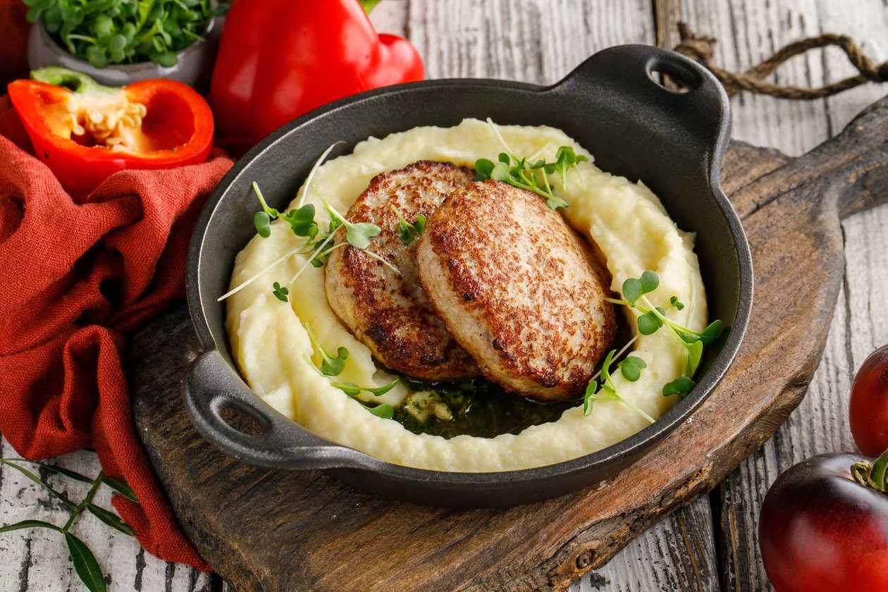 Chiken Cutlets with Mushed Potatoes