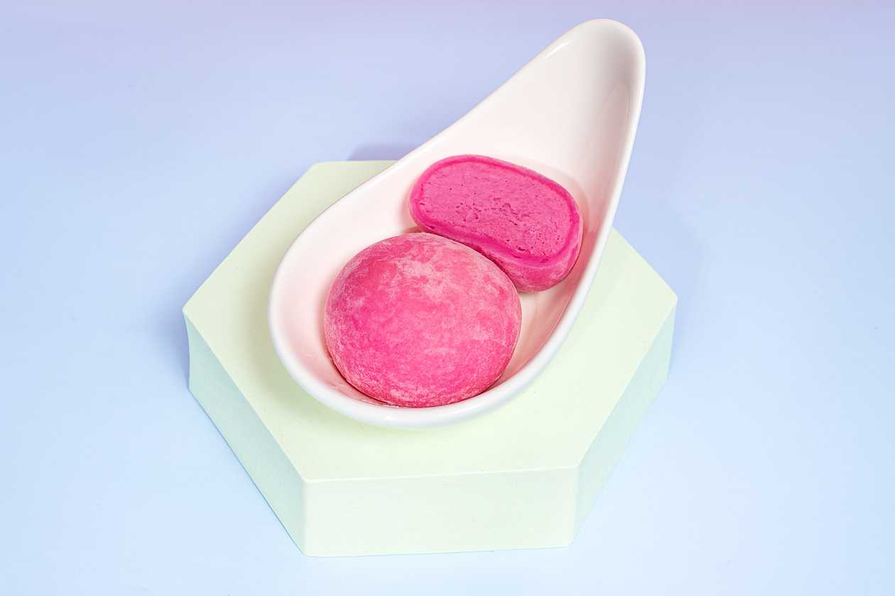 Raspberry Mochi (Vegan)