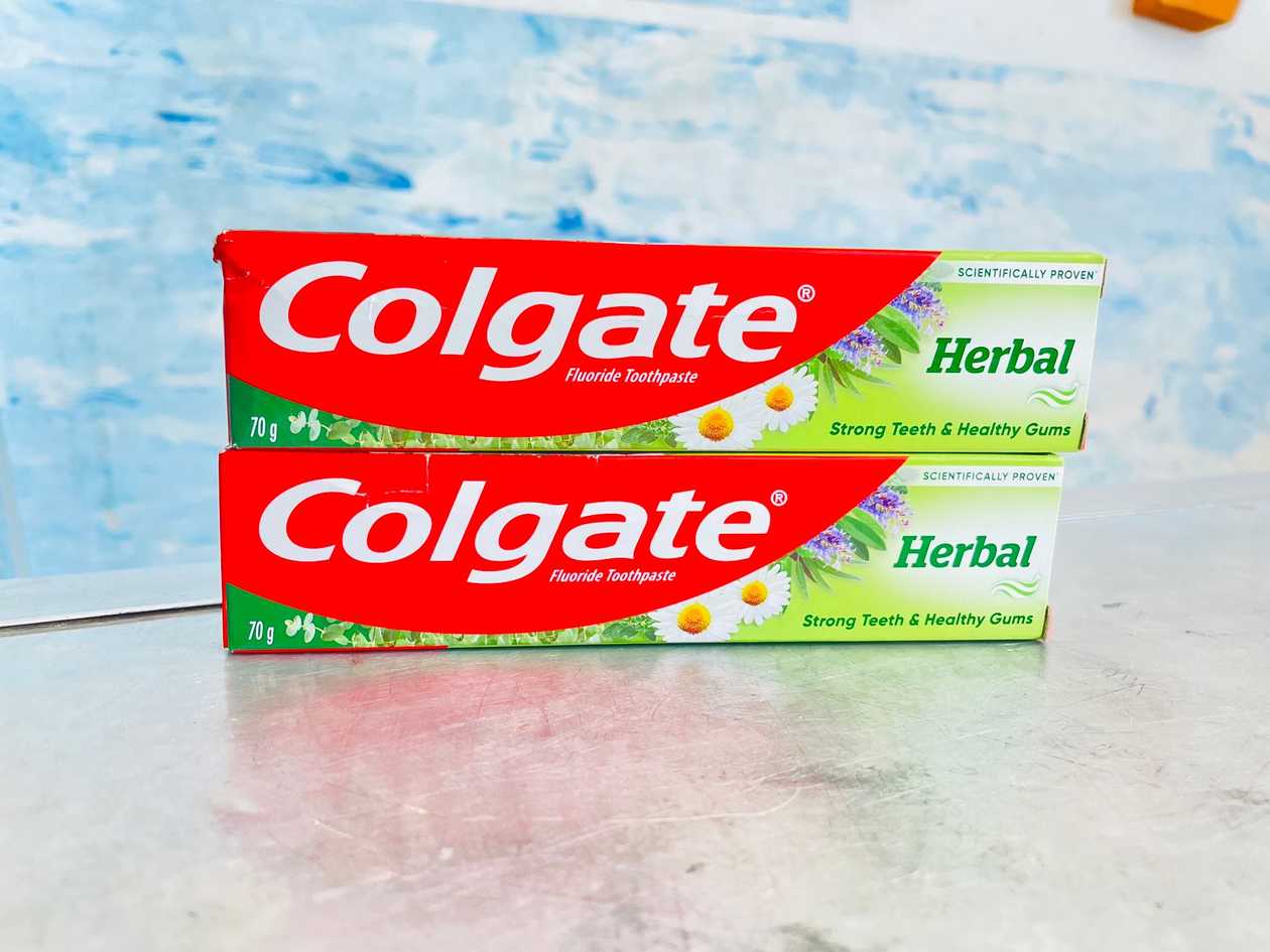 Colgate herbal 210g