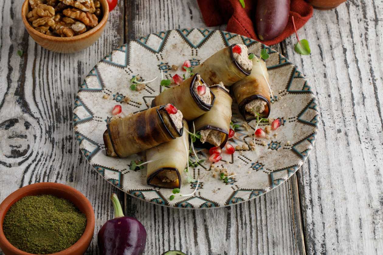 Eggplant with walnuts