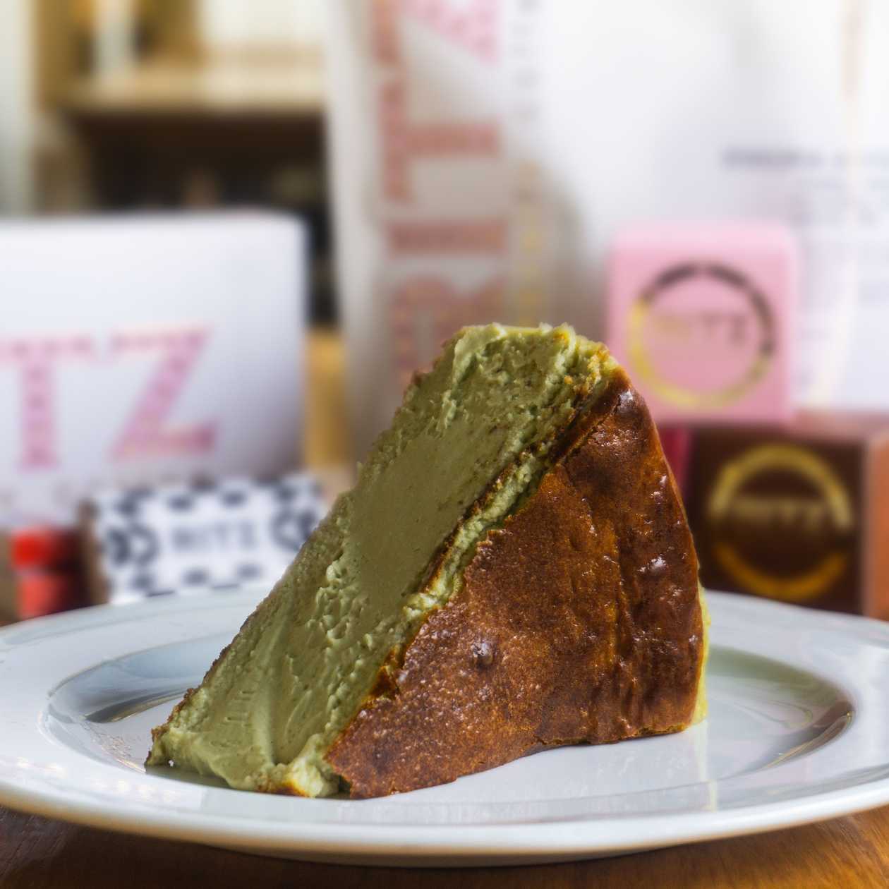 San Sebastian cheesecake with pistachio