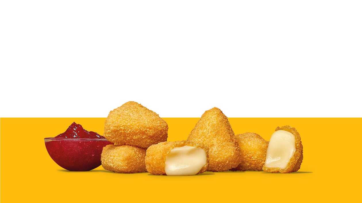 Fried Camembert 5 pcs + Sauce
