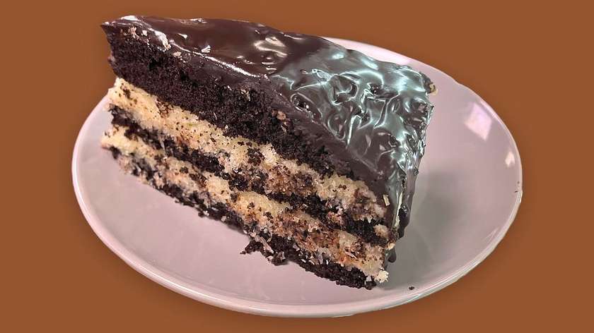Bounty Cake (6)