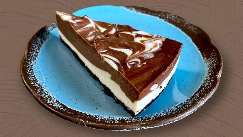Raw Chocolate Cake