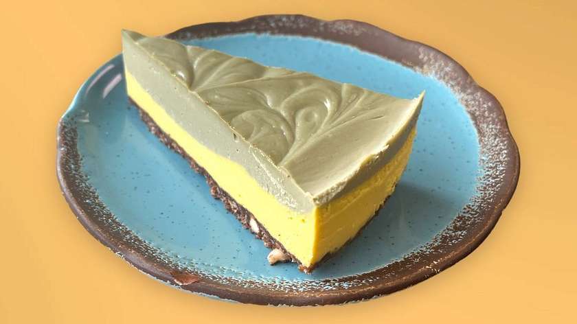 Raw Matcha Mango Cake