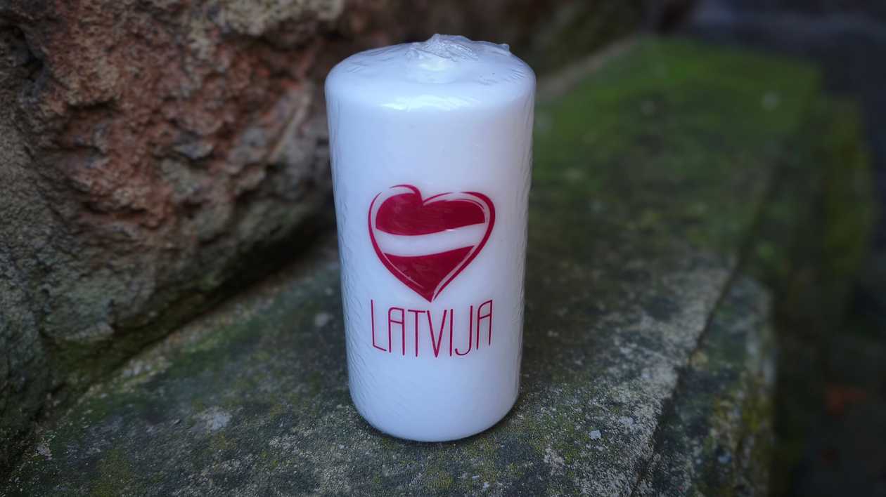 Cylinder Candle | Latvia; 12cm