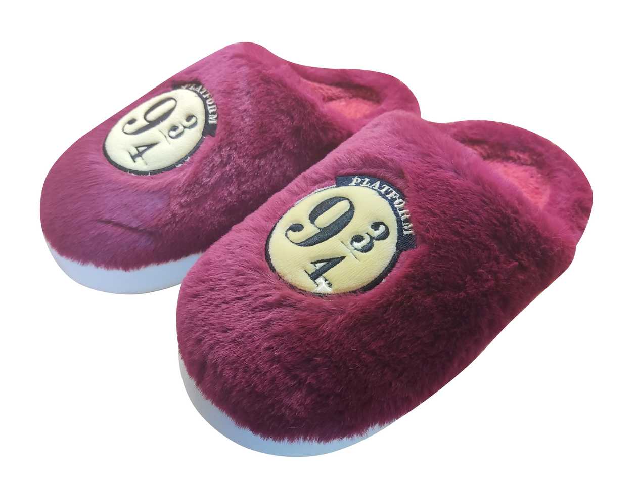 Harry Potter Embroidery Womens Plush Slippers(Red,37-38)