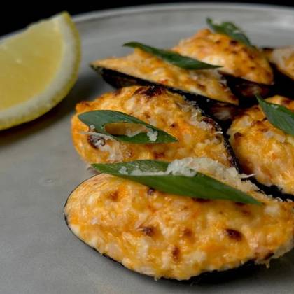 New Zealand Mussels Baked with Shrimp (3pcs)