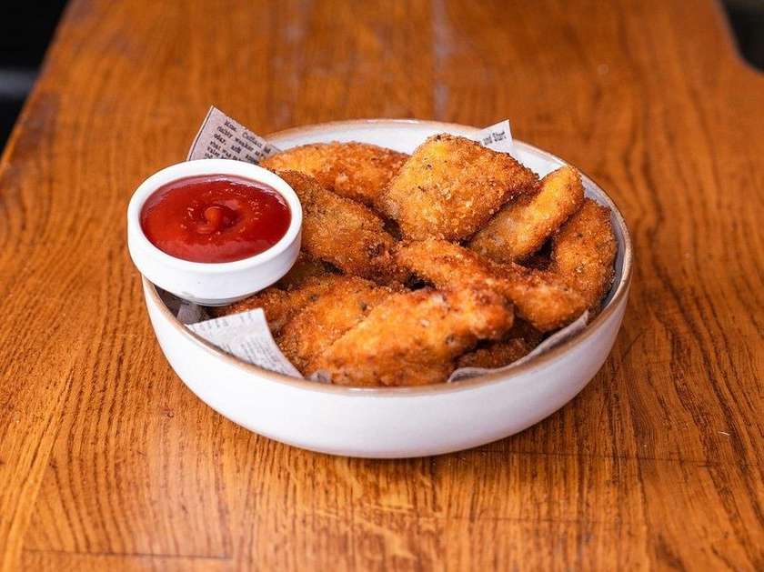 Chicken Strips a omáčka dle tvého výběru 350g