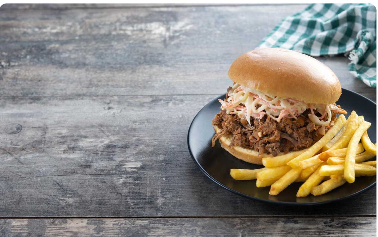 Burger s Trhaným Hovězím Masem