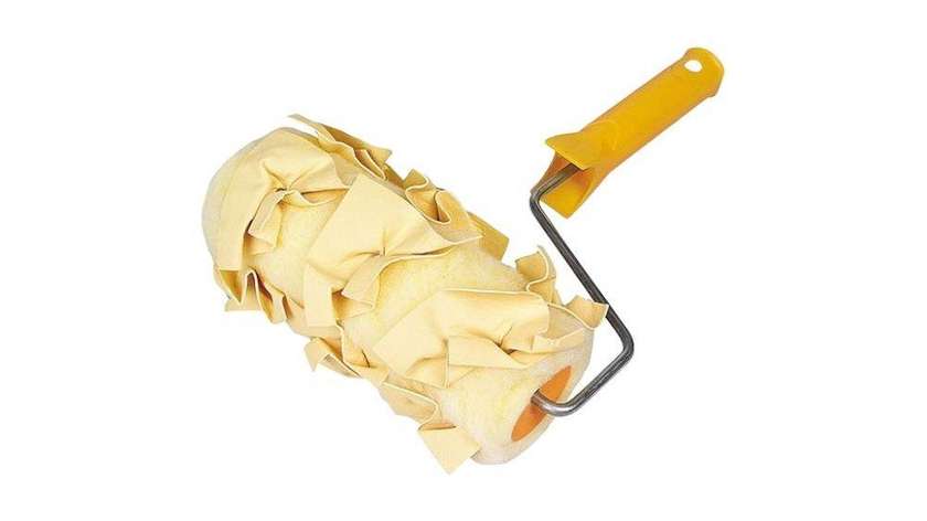Decorative roller with handle
