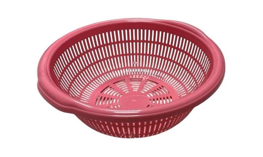 Pink Plastic Colander 6L