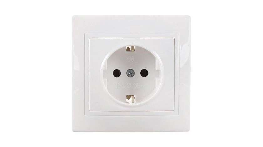 Almera Sectional Socket with Grounding, White 16A 250V