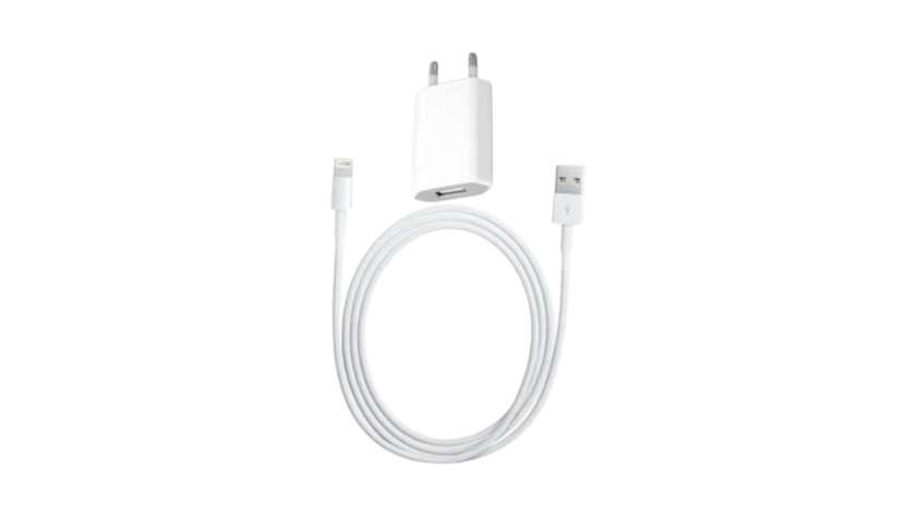 IPhone 5W USB Power Adapter and USB Cable for iPhone (White)