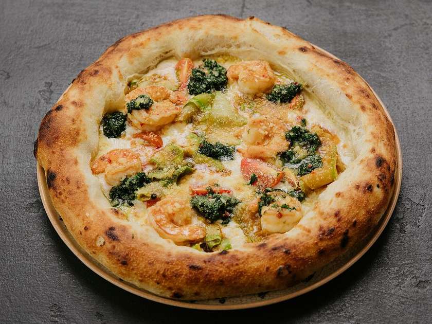 Pizza with Shrimp, Zucchini and Gremolata