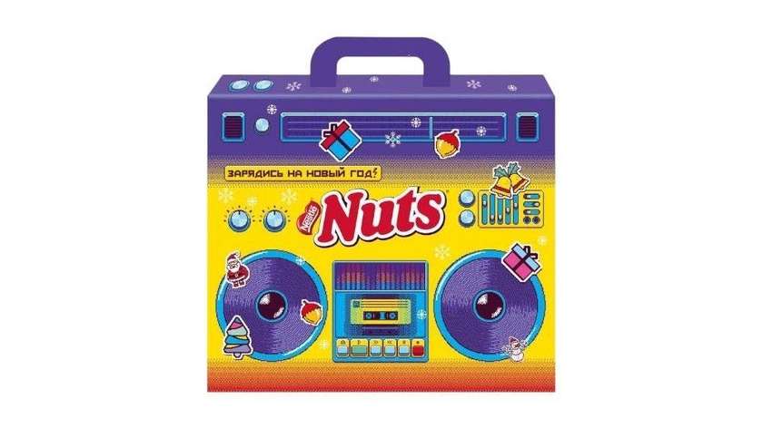 Nuts New Year Set Player 424g