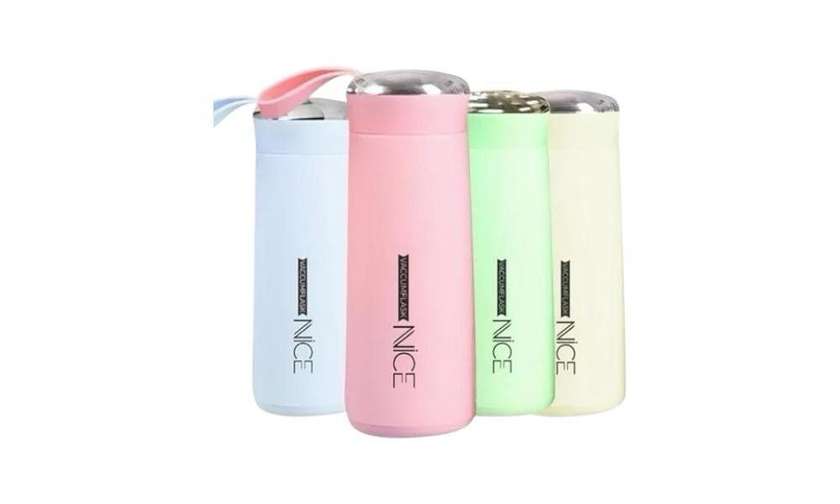 Nice Vacuum Flask 400ml Plastic Bottle with Lid 1 Piece