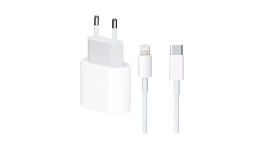 iPhone 14 Pro Max 25W USB-C power Adapter USB-C to C cable