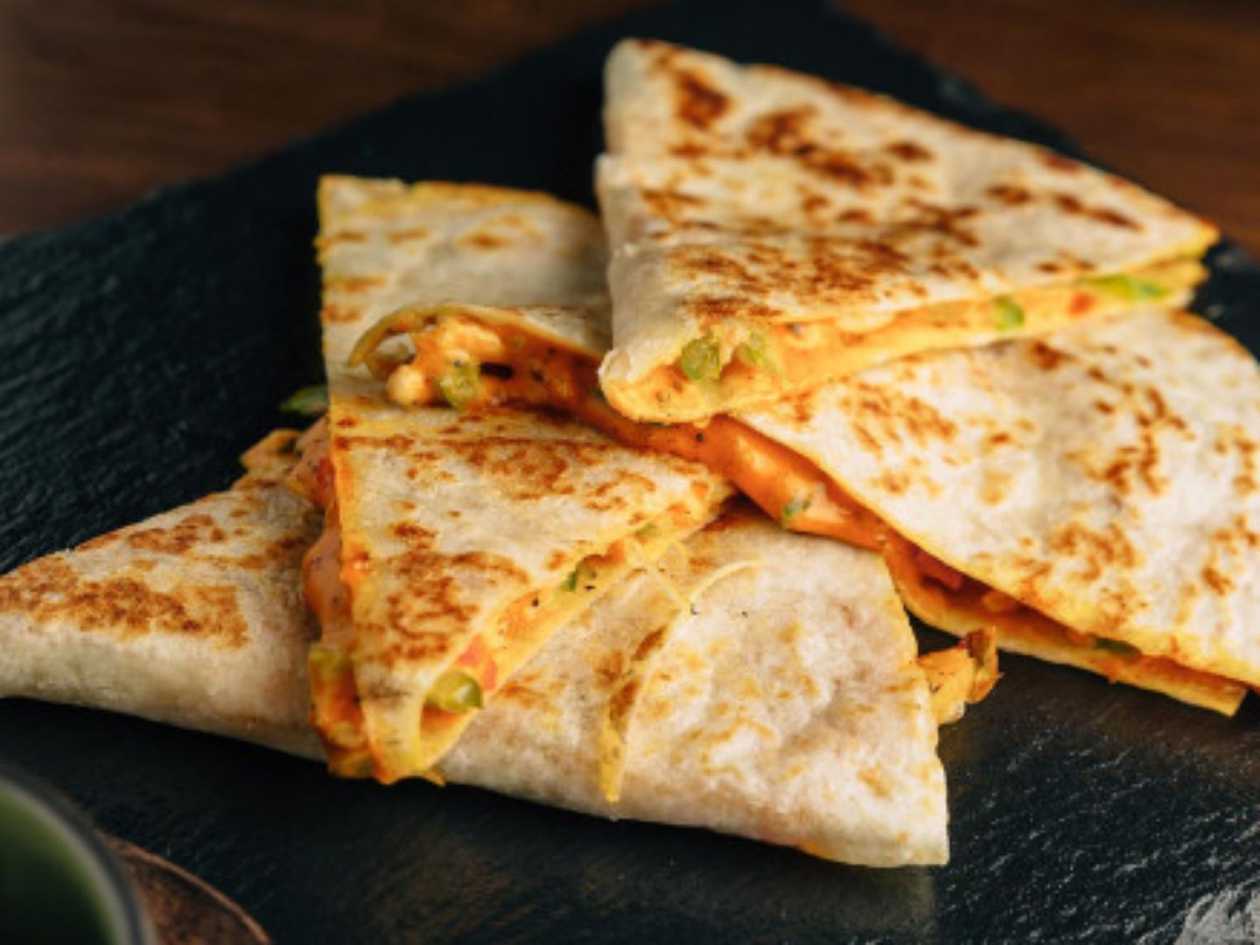 Quesadilla + polévka