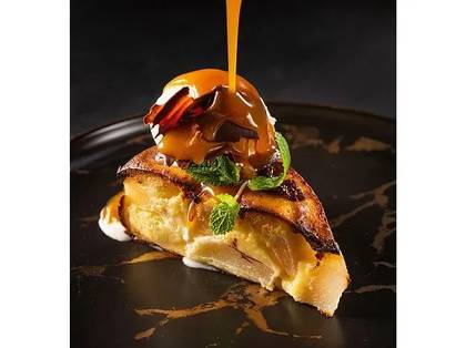 Pear pie with ice cream and salted caramel