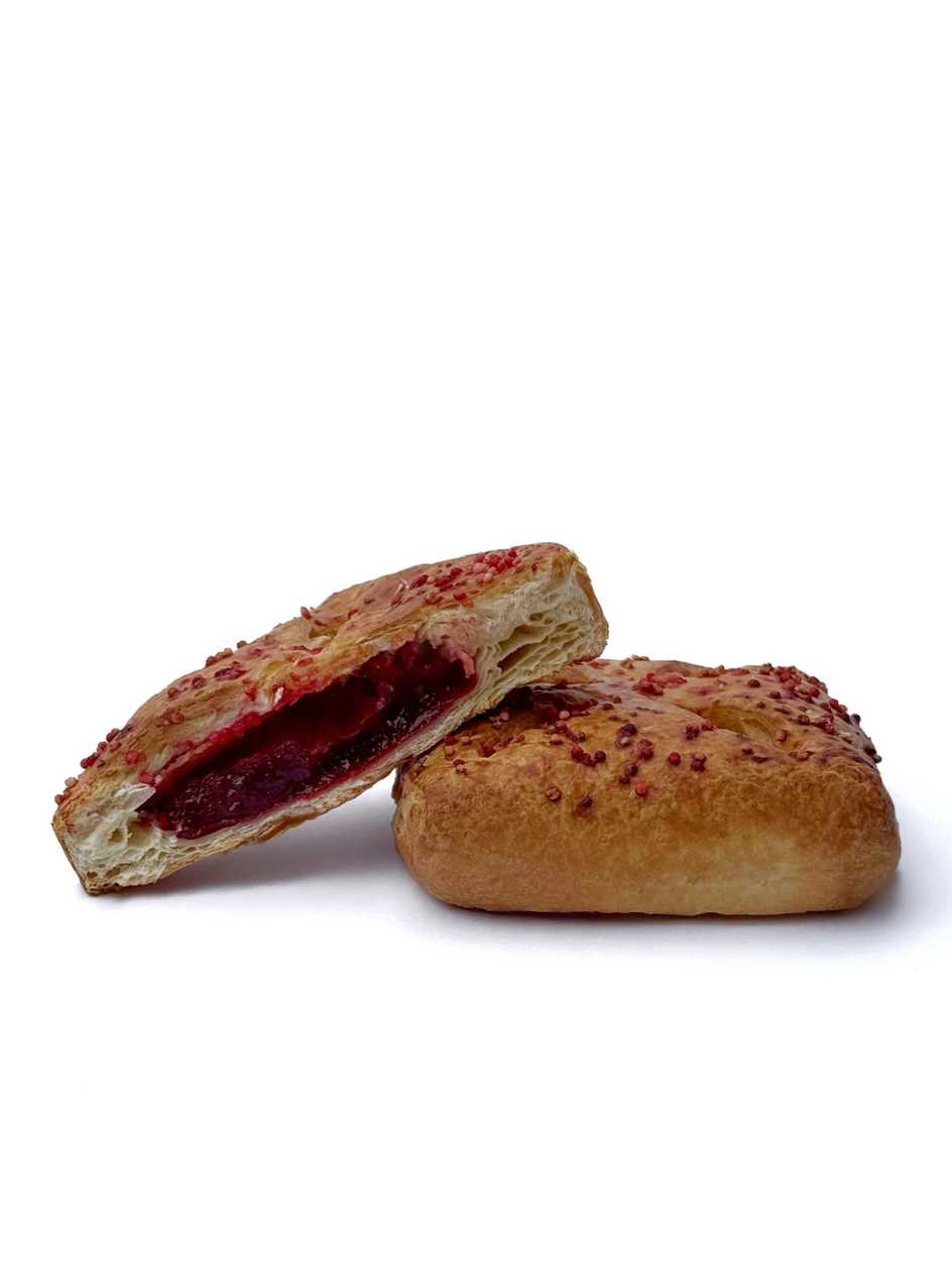 Strawberry Pirozhok 110g