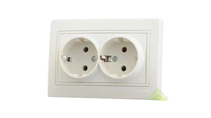 Double Plug