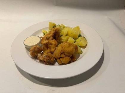 1) Smažený květák s naší tatarskou omáčkou