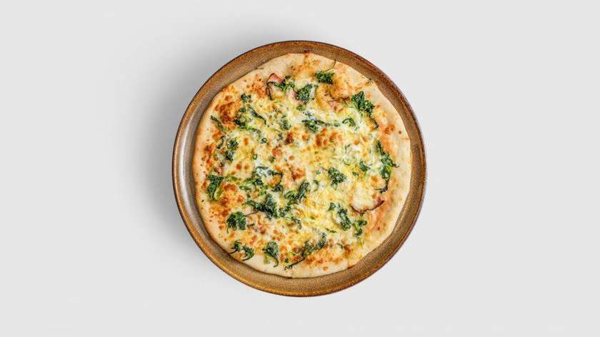 10. Špenátová 32cm