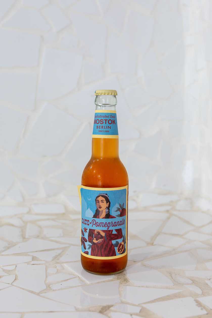 Wostok Date-Pomegranate