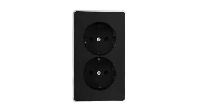 Black 2B 16A Socket