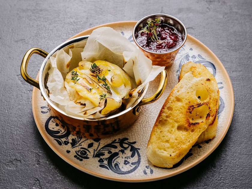 Baked Camembert with Cranberry Coulis