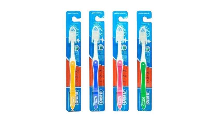 Oral-B Toothbrush (1 piece)