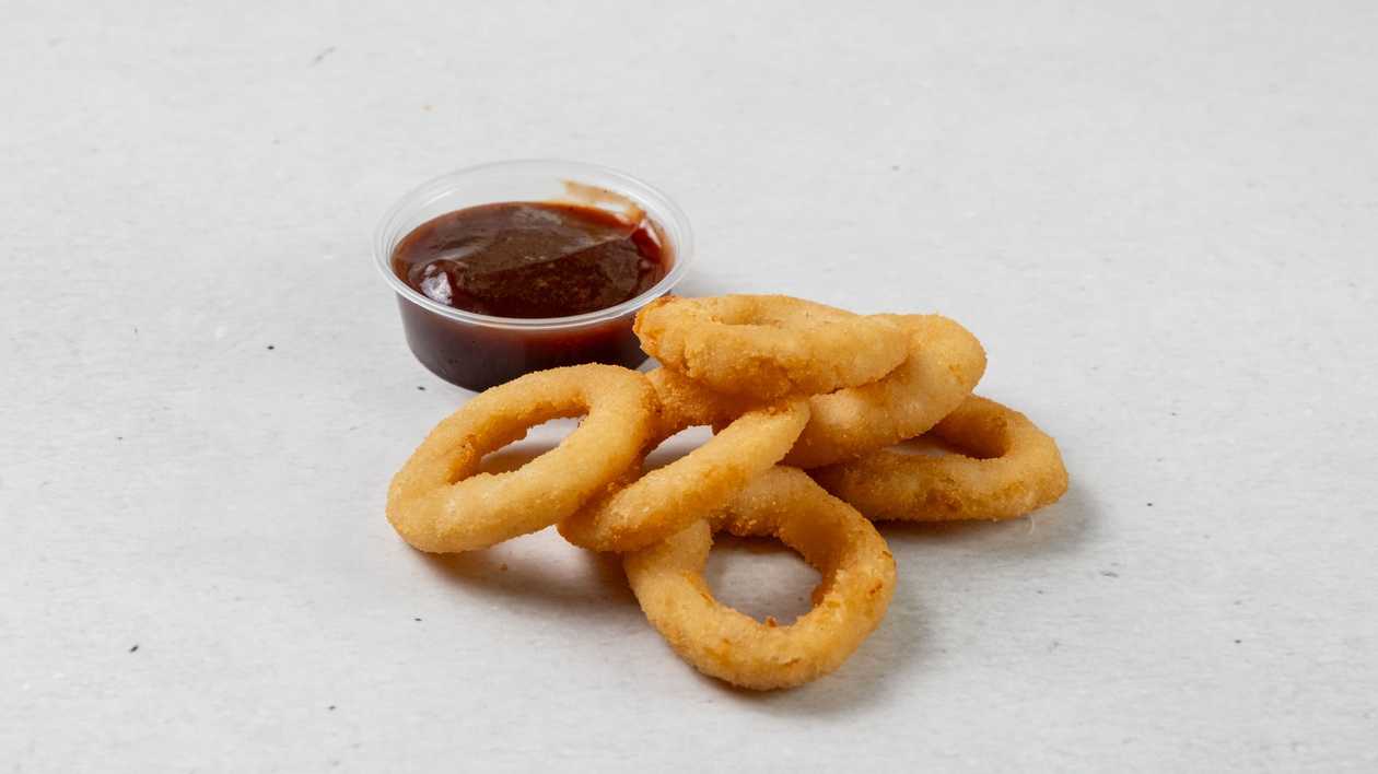 Cibulové kroužky s BBQ omáčkou