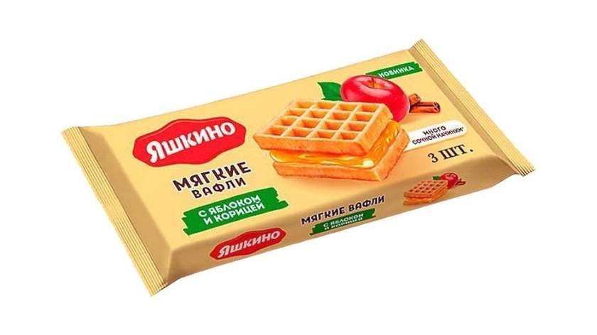 Yashkino Soft Waffles with Apple and Cinnamon 3pcs