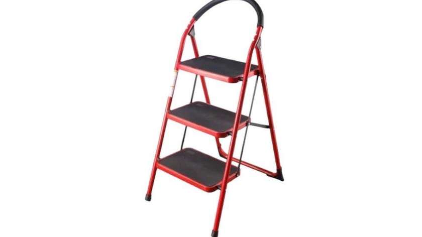 Red 3-Step Ladder