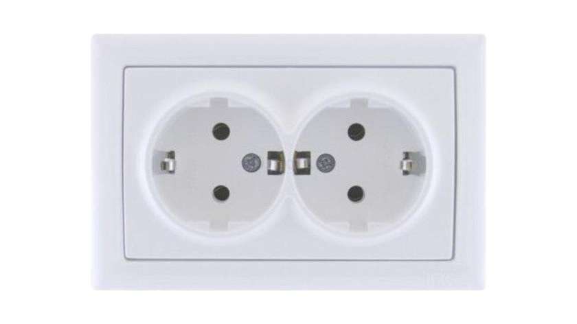 Almera Sectional Grounded Socket, White 16A 250V
